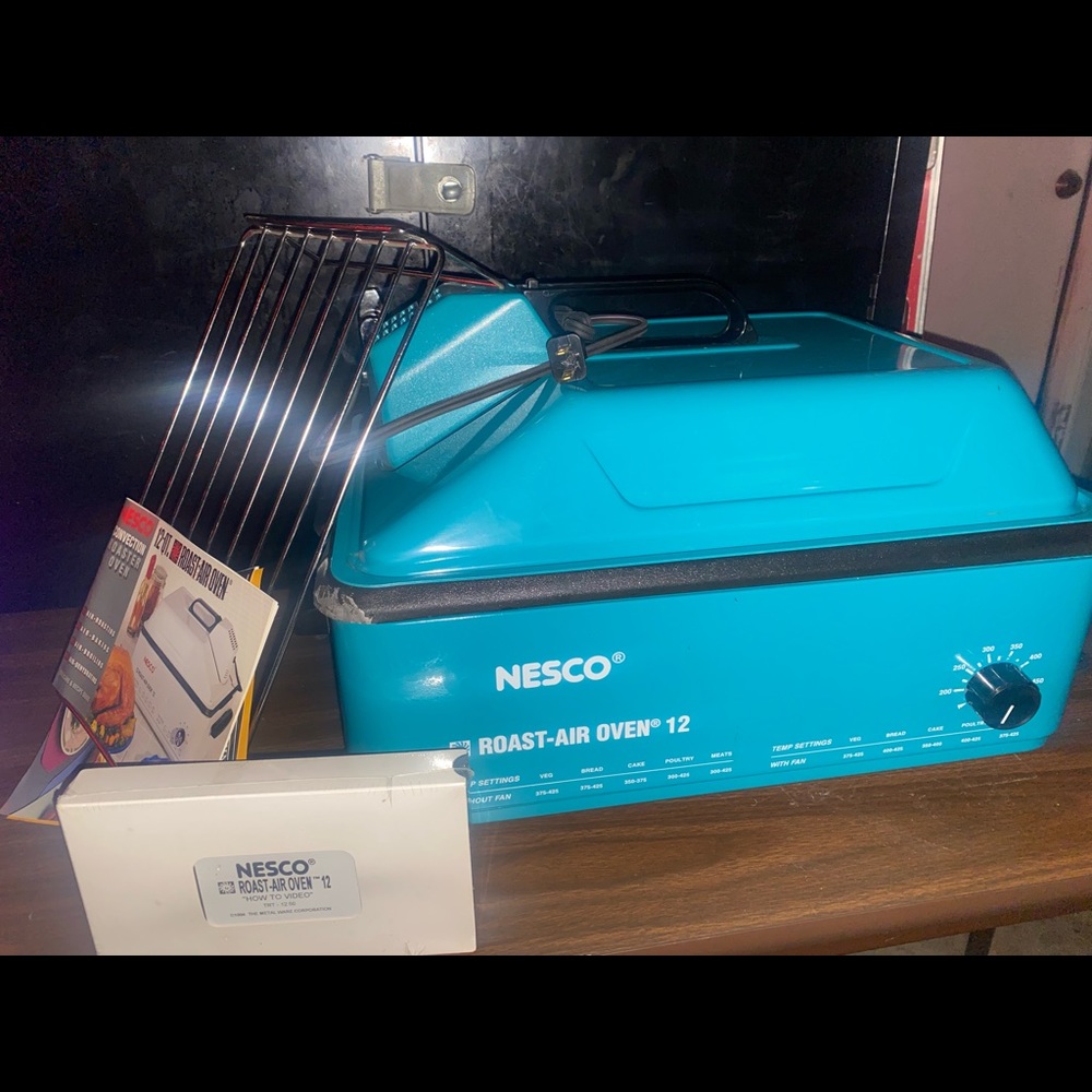 NESCO CONVECTION ROAST AIR OVEN 12 QT ROASTER
